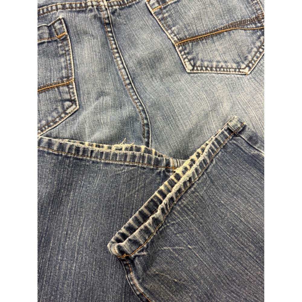 IZOD Mens Straight Leg Jeans 44x30 Blue Medium Wash 100% Cotton Denim 5-Pocket - Picture 11 of 15